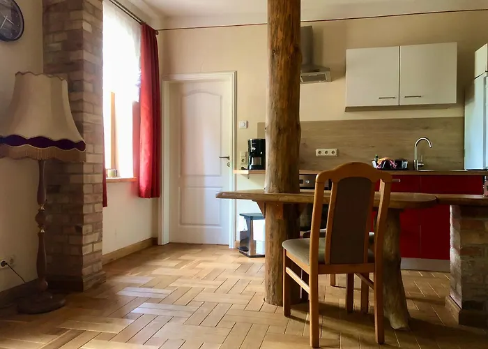 Eulenwohnung * Gommern